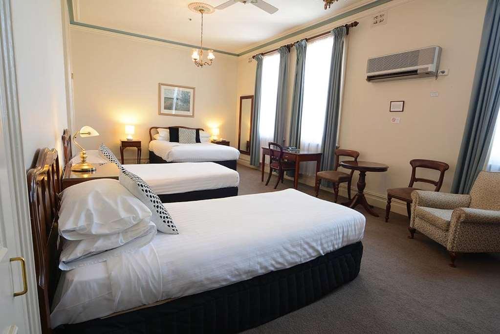 The Hotel Shamrock Бендіго Номер фото